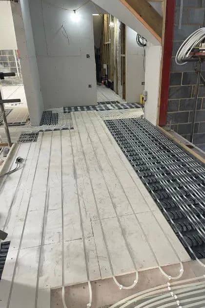 Underfloor Heating: Electric, Hydronic & Hybrid